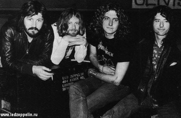 led_zeppelin_promo_photo-11.jpg